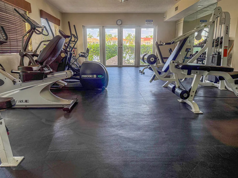 2600 S OCEAN DRIVE #S303 Hollywood, FL 33019