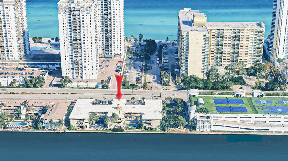 2600 S OCEAN DRIVE #S303 Hollywood, FL 33019