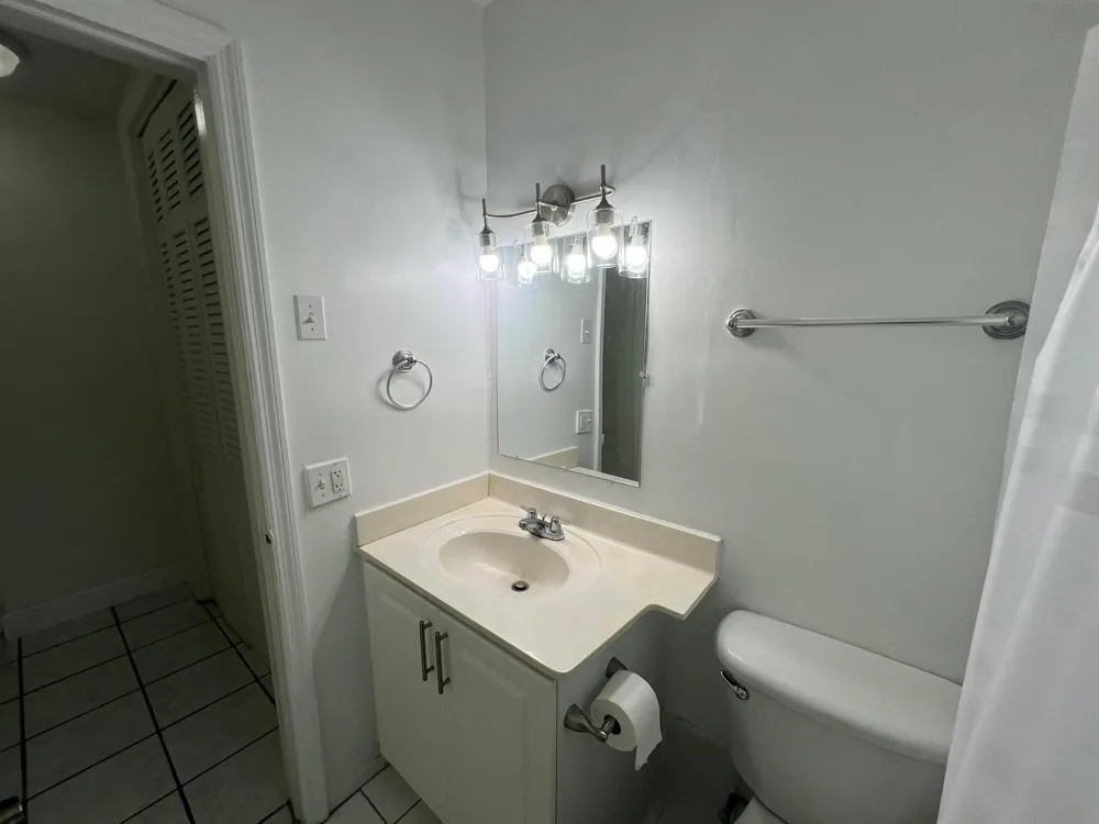 2600 S OCEAN DRIVE #S303 Hollywood, FL 33019