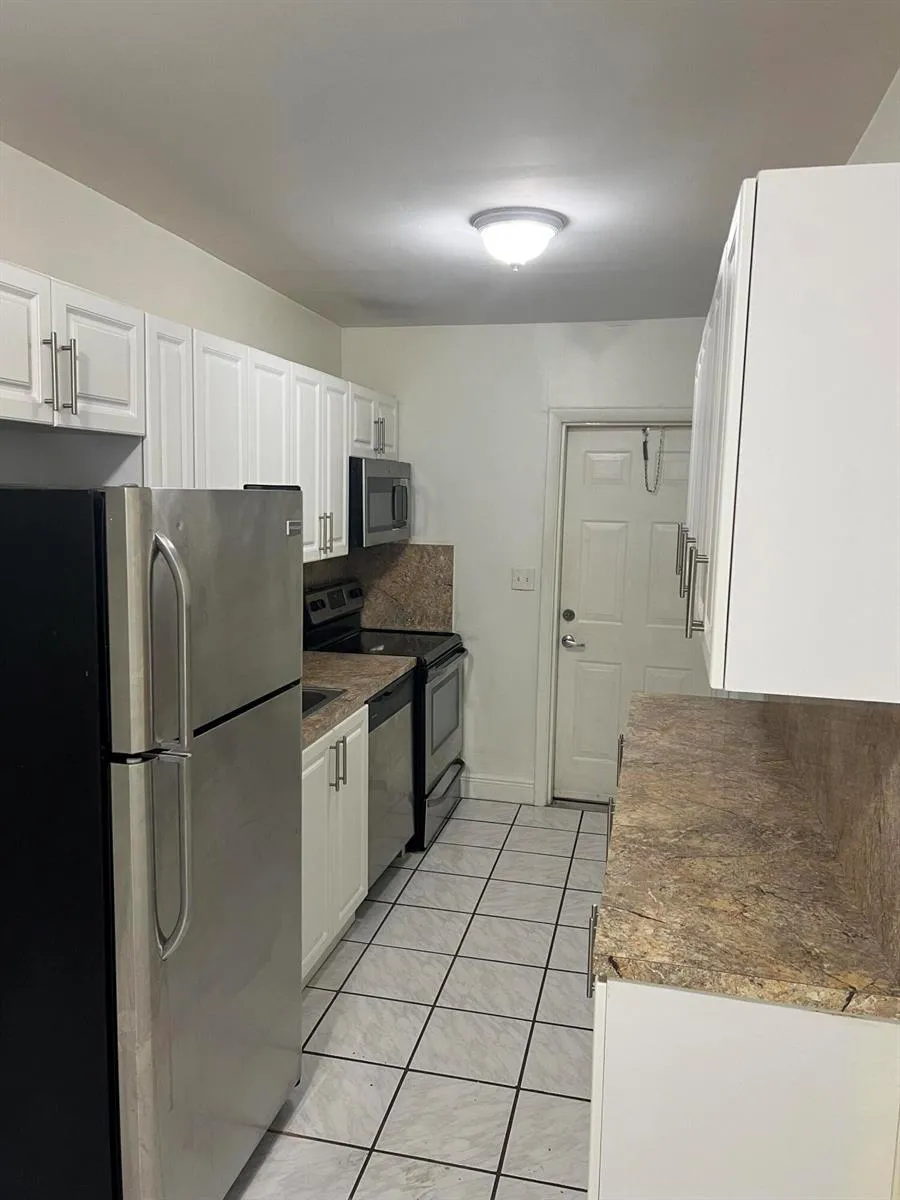 2600 S OCEAN DRIVE #S303 Hollywood, FL 33019