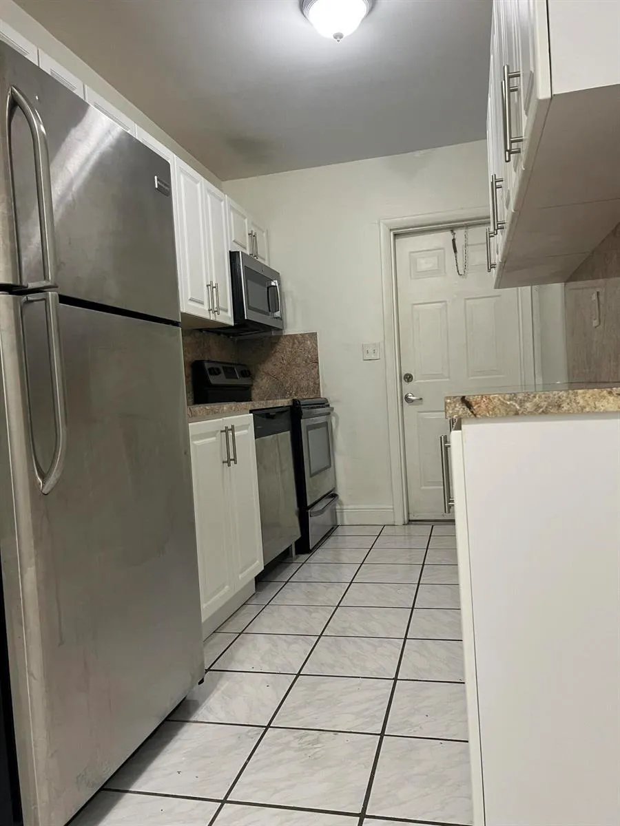 2600 S OCEAN DRIVE #S303 Hollywood, FL 33019