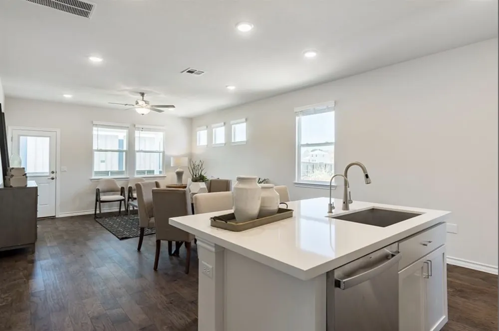 2803 Mary Elizabeth Drive Austin, TX 78728