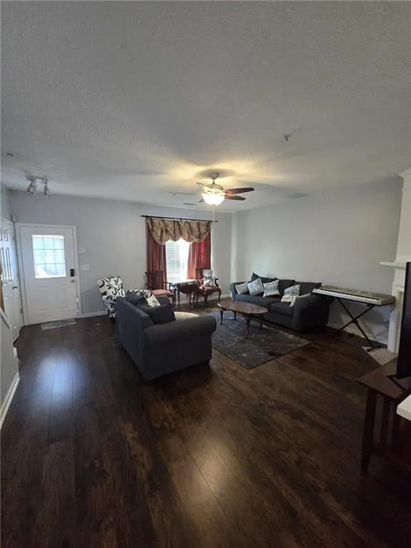 1090 Kilmington Court Alpharetta, GA 30009