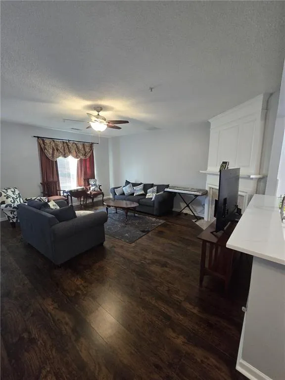 1090 Kilmington Court Alpharetta, GA 30009