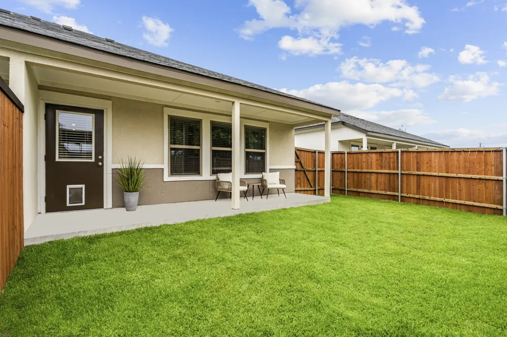 3290 Ganzer Road W #306B Denton, TX 76207