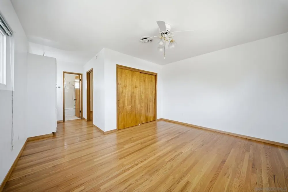 6082 Schuyler San Diego, CA 92139