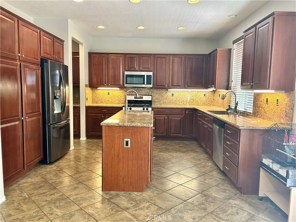 3089 Lilac Cir Murrieta, CA 92563