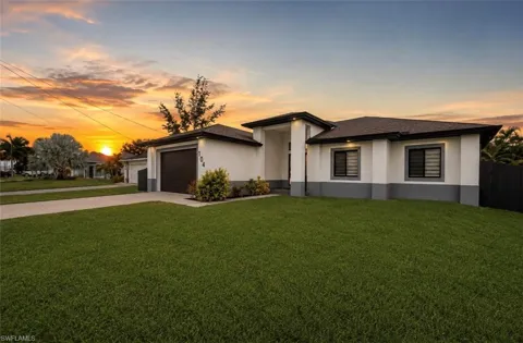 104 SW 34th Place