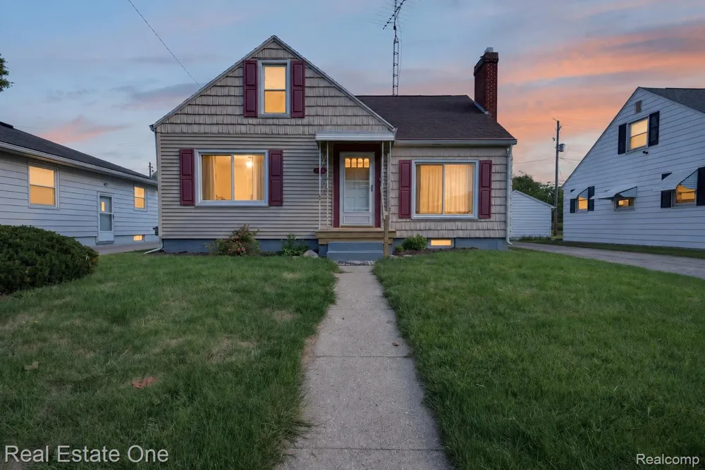 1915 Tuscola Street Flint City, MI 48503