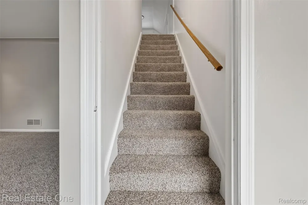1915 Tuscola Street Flint City, MI 48503