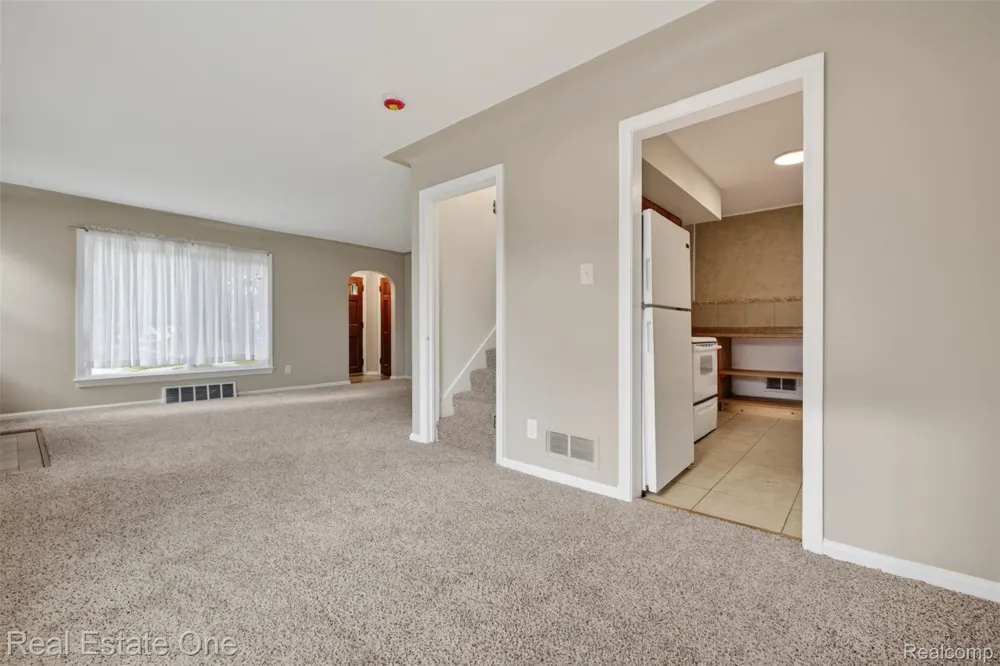 1915 Tuscola Street Flint City, MI 48503