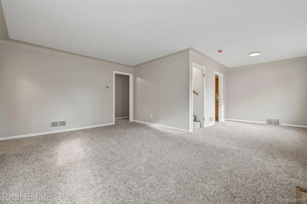 1915 Tuscola Street Flint City, MI 48503
