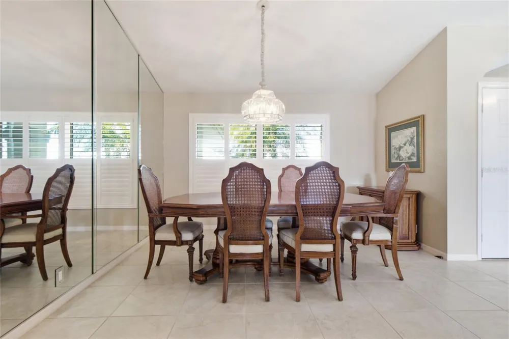 1011 BECKLEY Venice, FL 34292