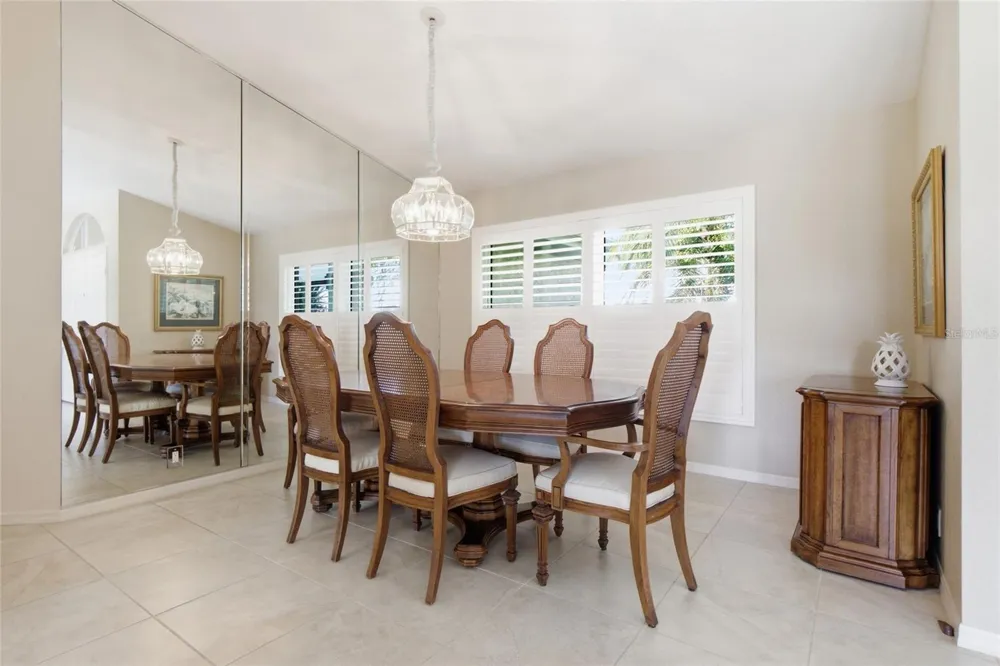 1011 BECKLEY Venice, FL 34292