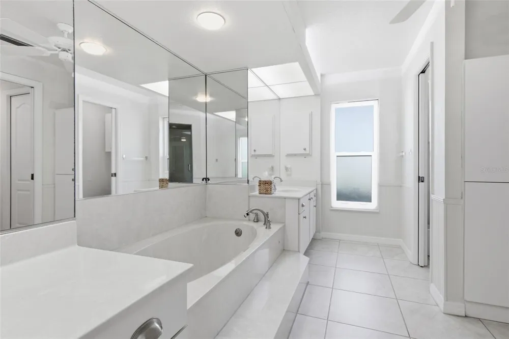 1011 BECKLEY Venice, FL 34292