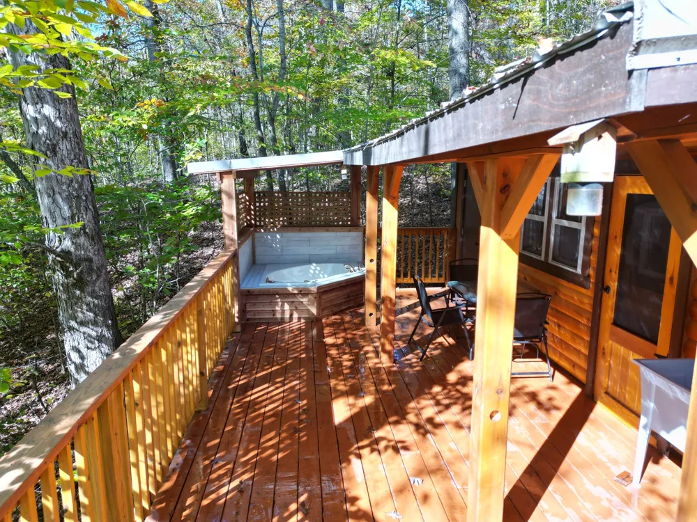 9929 Mullins Cove Rd Whitwell, TN 37397