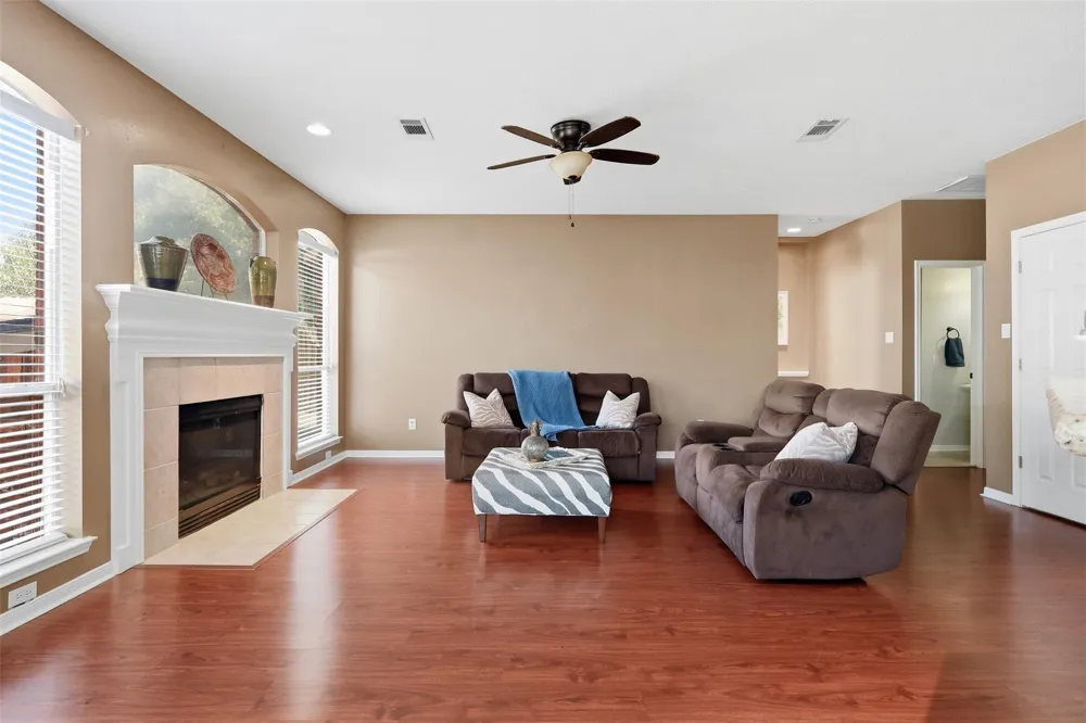 12010 Audrey Court Pinehurst, TX 77362