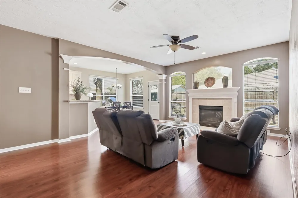 12010 Audrey Court Pinehurst, TX 77362