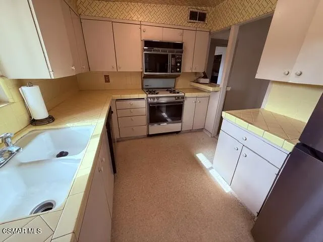 45727 Toro Peak Road Palm Desert, CA 92260