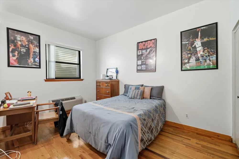 416 68TH ST Guttenberg, NJ 07093