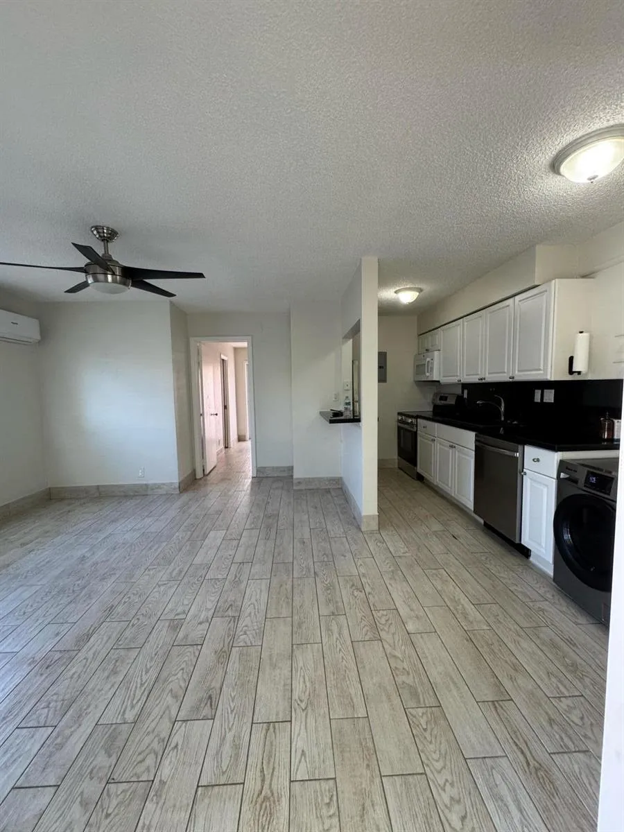 340 SW 16th Court #1 Fort Lauderdale, FL 33315