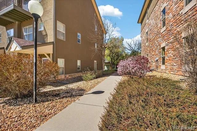 18767 E Yale Circle #B Aurora, CO 80013