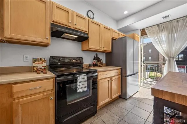 18767 E Yale Circle #B Aurora, CO 80013