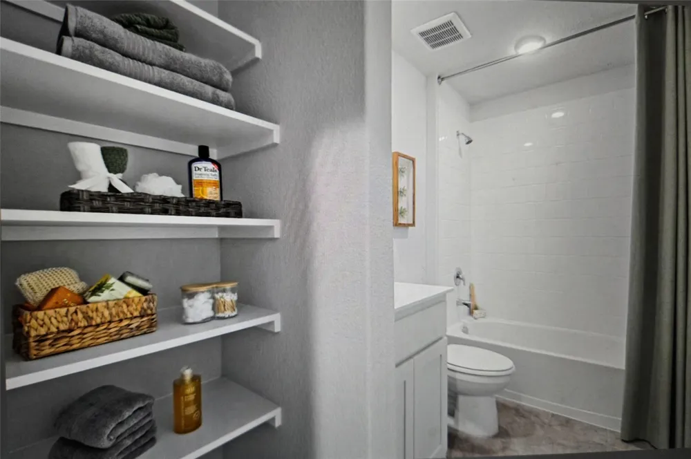 1517 Central Park Drive Alvarado, TX 76009
