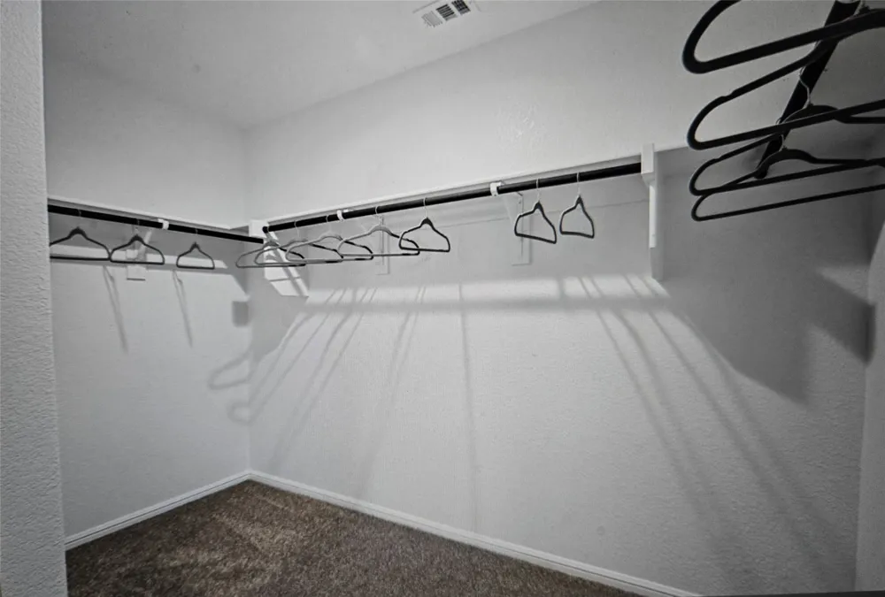 1517 Central Park Drive Alvarado, TX 76009