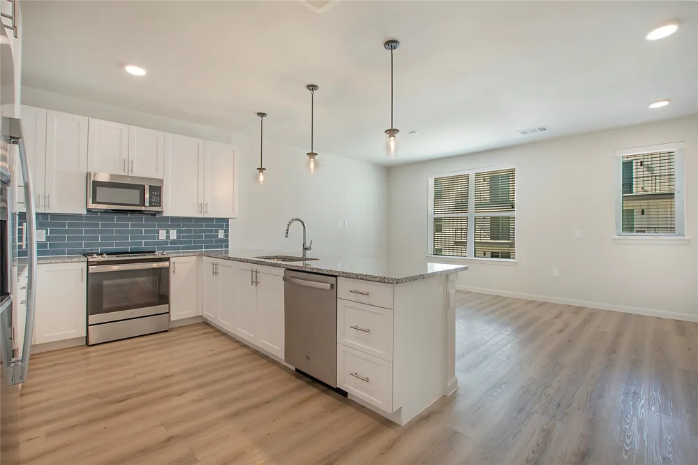 2100 Legacy Drive #1807 Plano, TX 75023