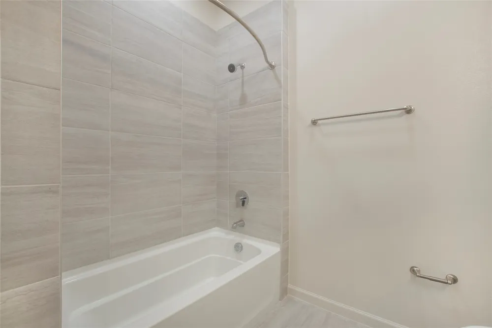 2100 Legacy Drive #1807 Plano, TX 75023