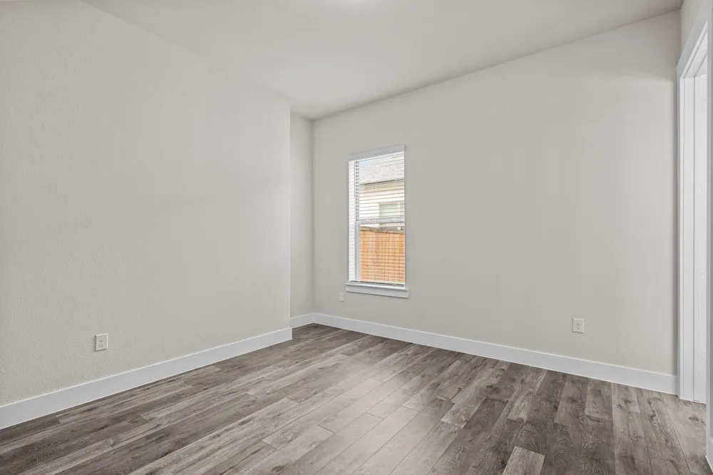 3292 Ganzer Road W #1111B Denton, TX 76207
