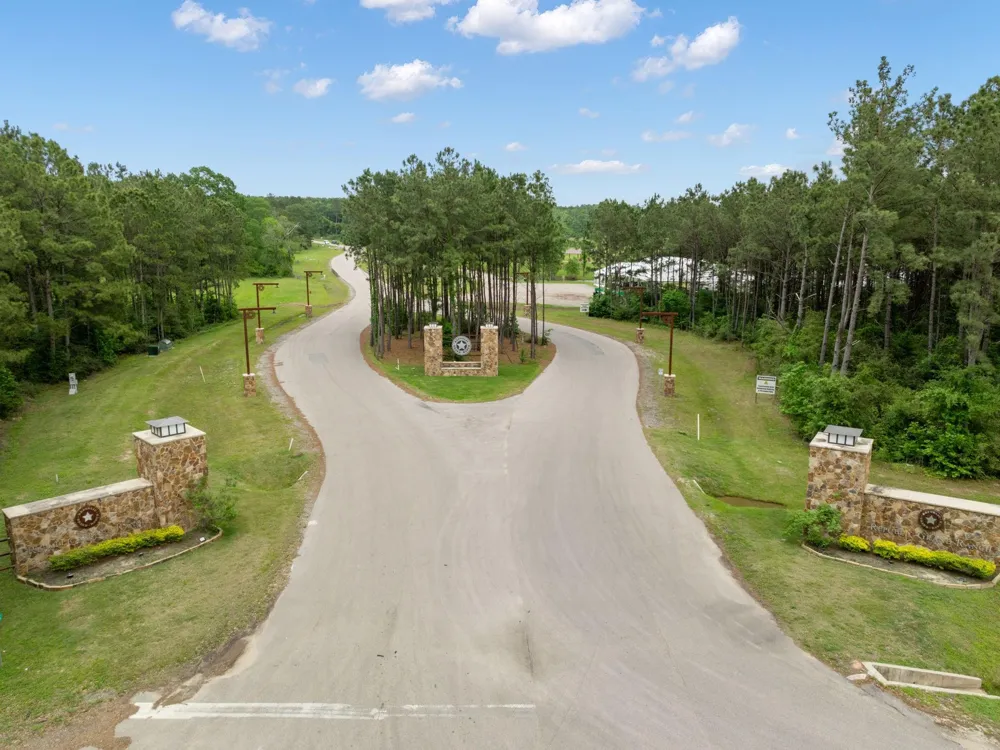 15735 Wooded Trail Way Willis, TX 77378