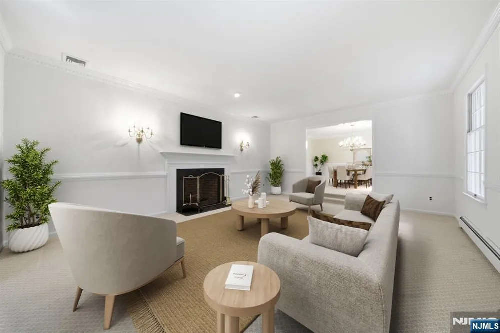 29 Hickory Hill Montvale, NJ 07645
