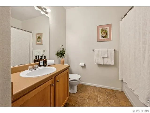 18767 E Yale Circle #B Aurora, CO 80013