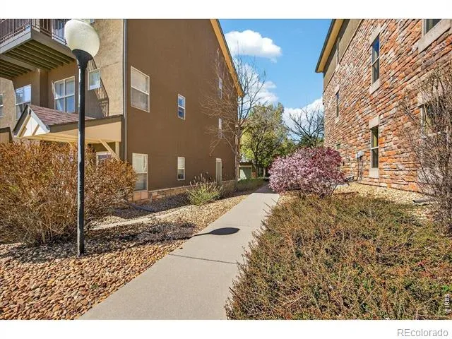 18767 E Yale Circle #B Aurora, CO 80013