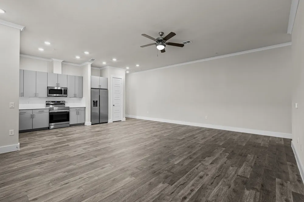 3293 Ganzer Road W #809A Denton, TX 76207