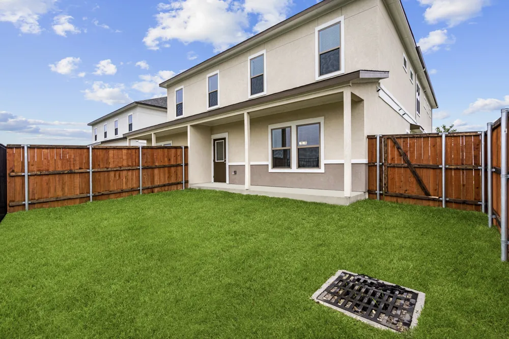 3293 Ganzer Road W #809A Denton, TX 76207