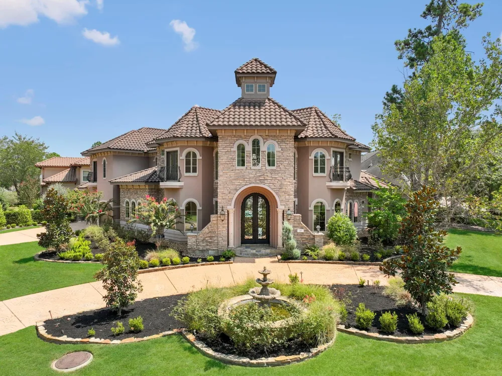 47 Hunnewell Way The Woodlands, TX 77382