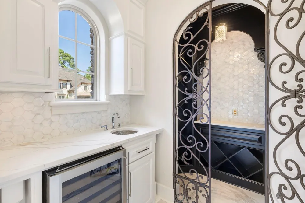 47 Hunnewell Way The Woodlands, TX 77382