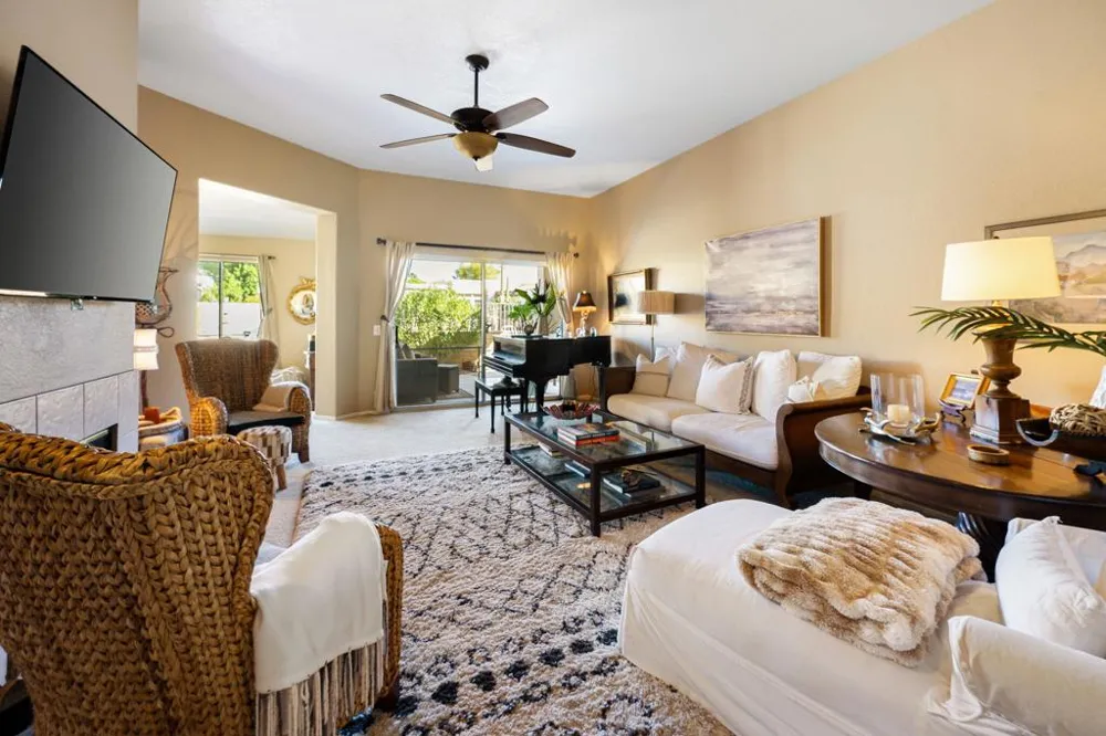 48110 Via Hermosa La Quinta, CA 92253