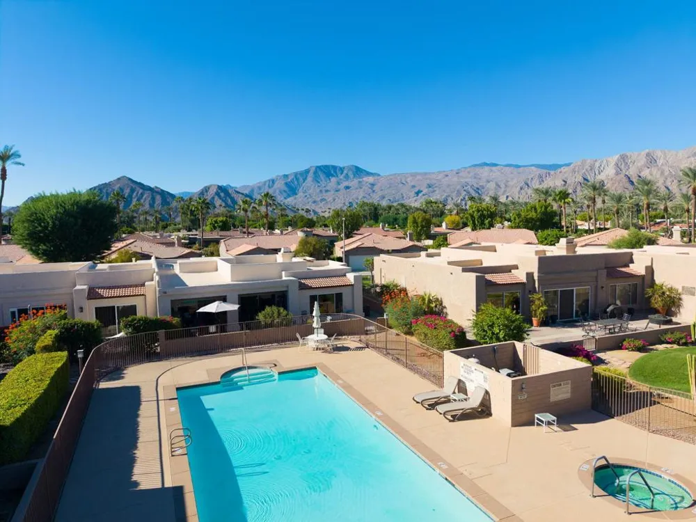 48110 Via Hermosa La Quinta, CA 92253