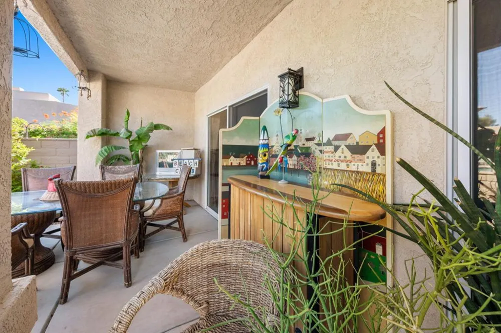 48110 Via Hermosa La Quinta, CA 92253