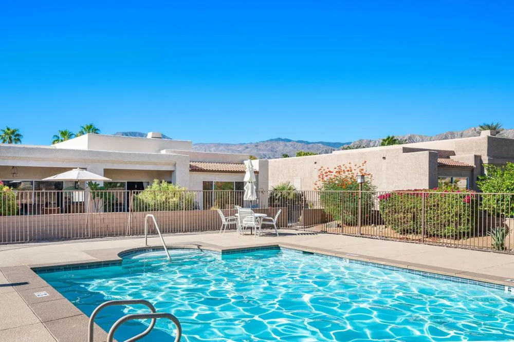 48110 Via Hermosa La Quinta, CA 92253