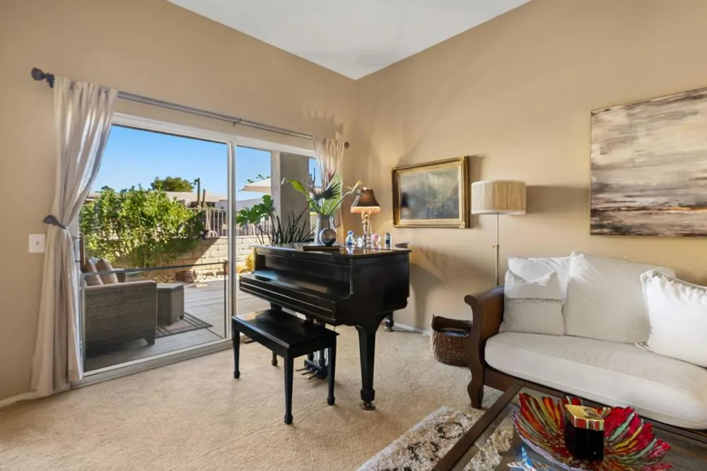 48110 Via Hermosa La Quinta, CA 92253