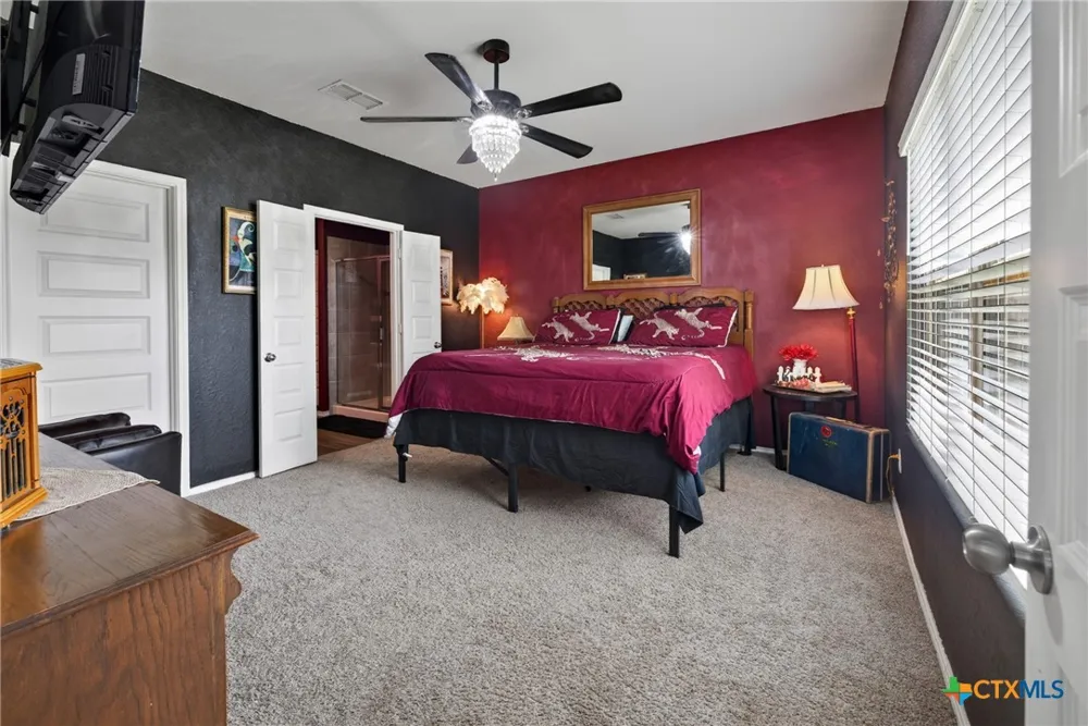 621 Kulpa Cross Seguin, TX 78155