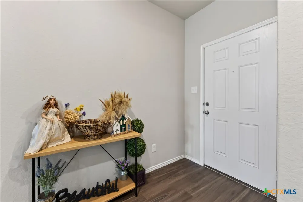 621 Kulpa Cross Seguin, TX 78155