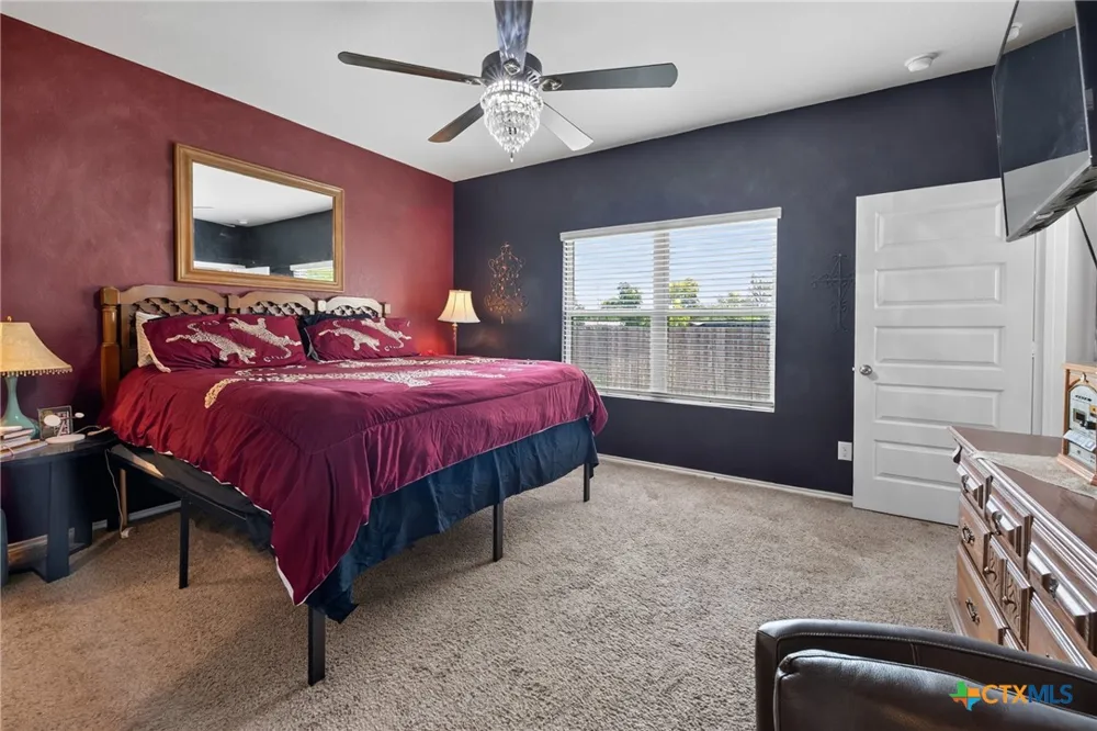 621 Kulpa Cross Seguin, TX 78155