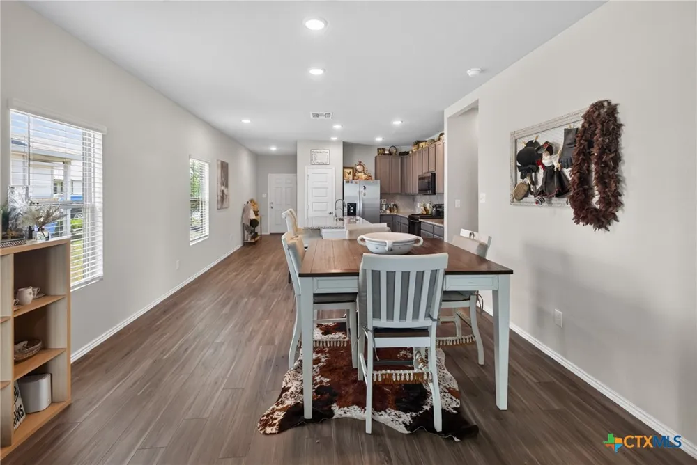 621 Kulpa Cross Seguin, TX 78155