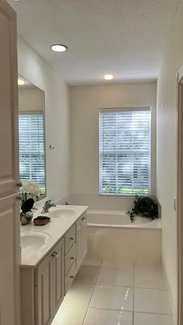 109 ASHLEY COURT Jupiter, FL 33458